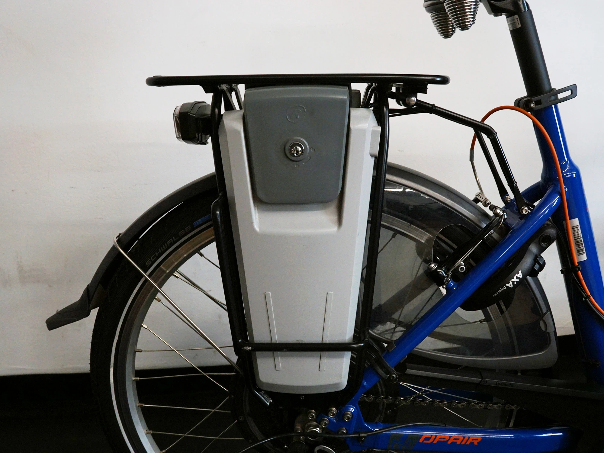 Akku an der Seite des Hinterrades