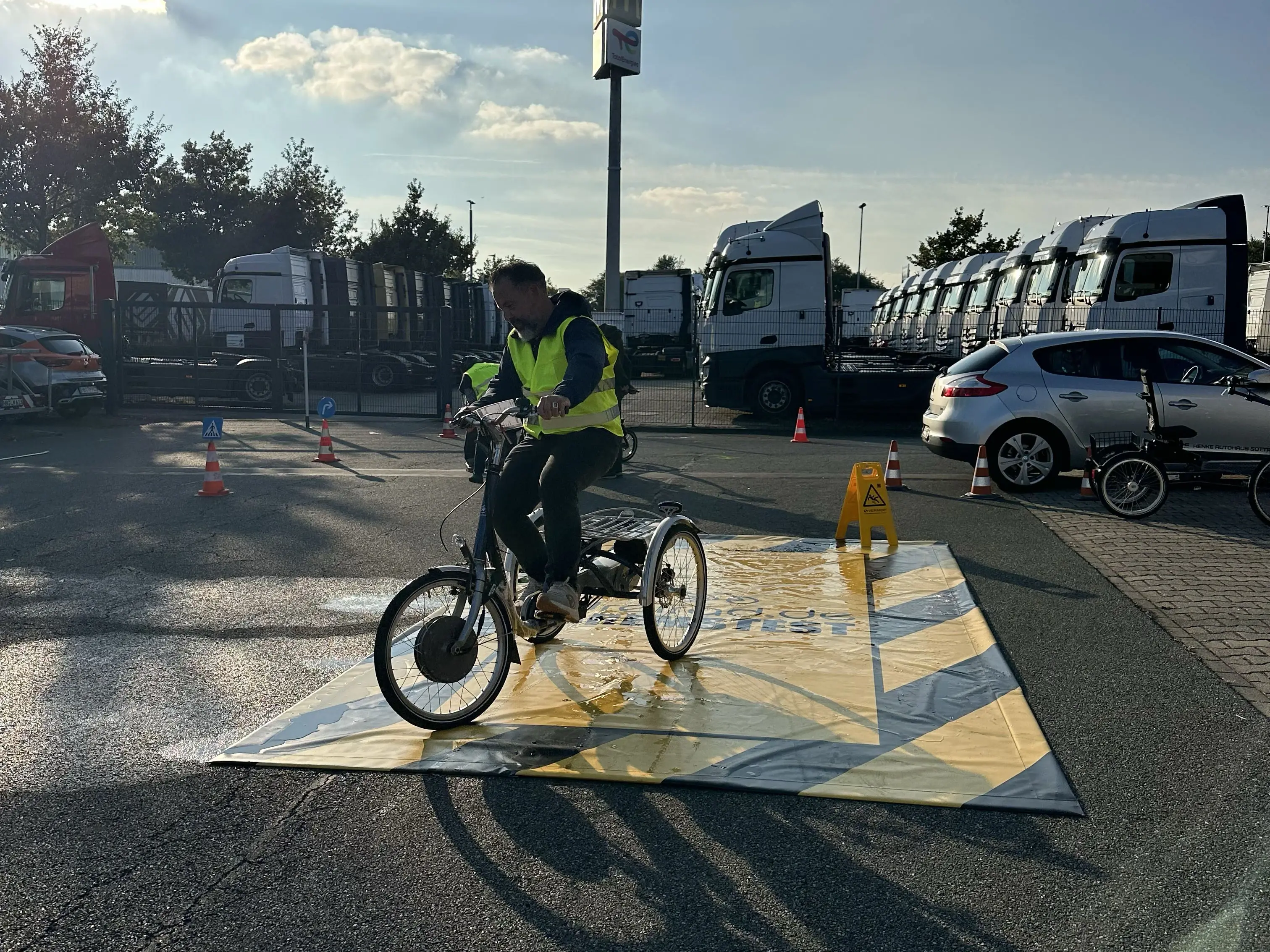 2_fahrsicherheitstraining-rutsch-hindernis-1