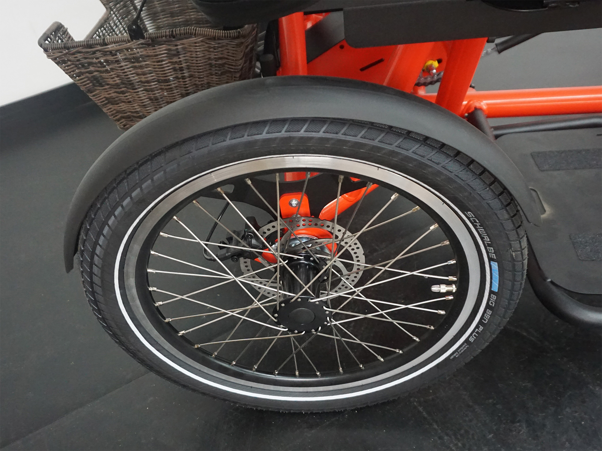 Hinterrad mit Schutzblech.